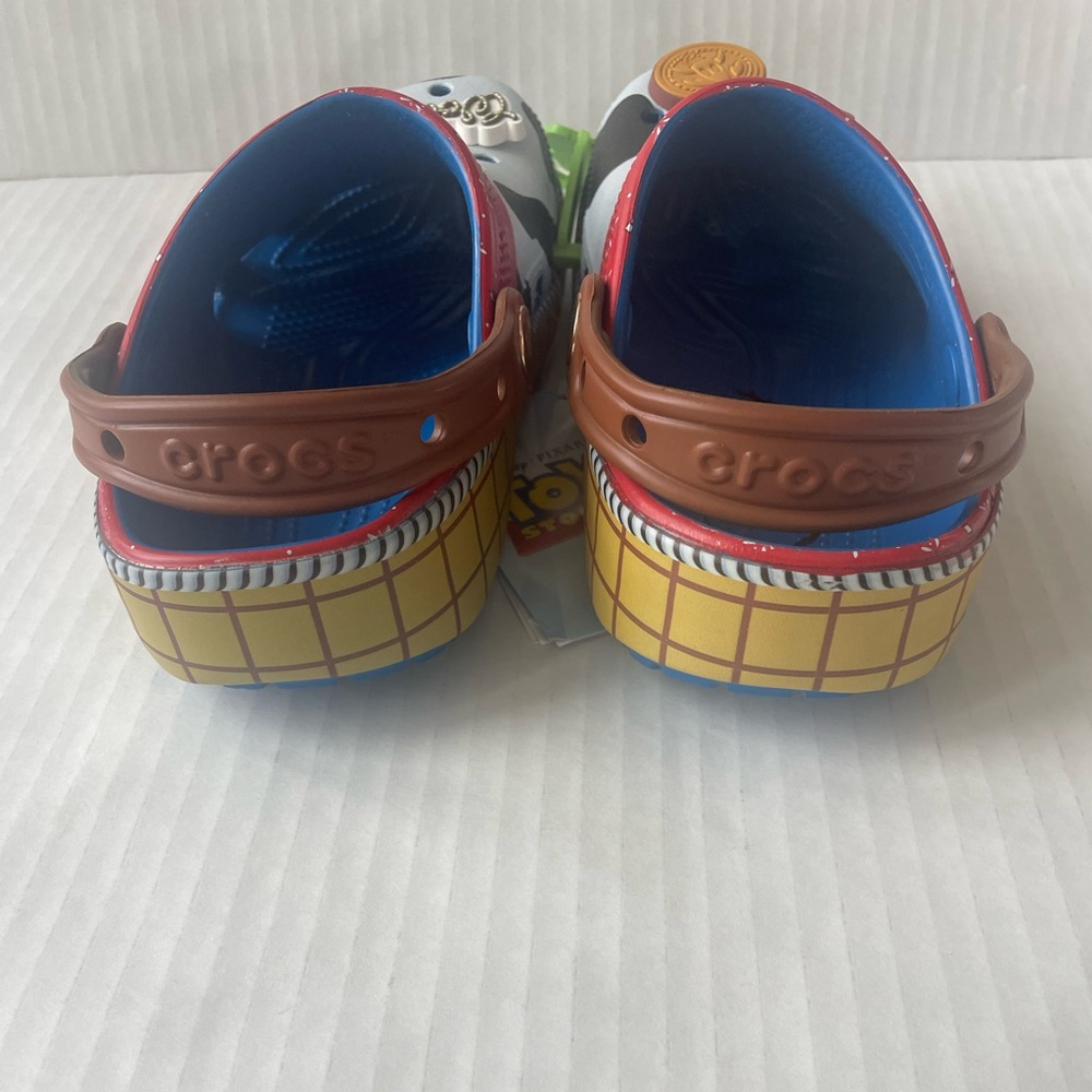 Crocs CLASSIC TOY STORY CLOG adults M2 W 4 - Picture 5 of 8